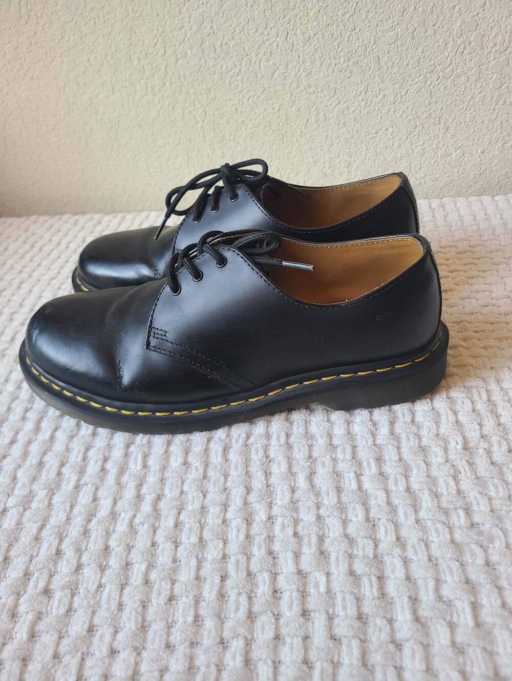 Dr. Martens Classic Black Leather Oxford Shoes Men's Size 10
